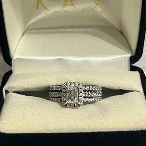 Leo Diamond Wedding set